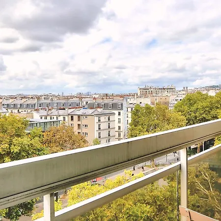 Amazing View Of París