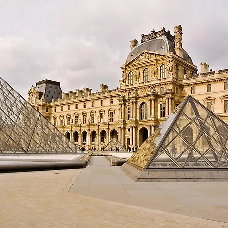 Amazing View Of * Paris